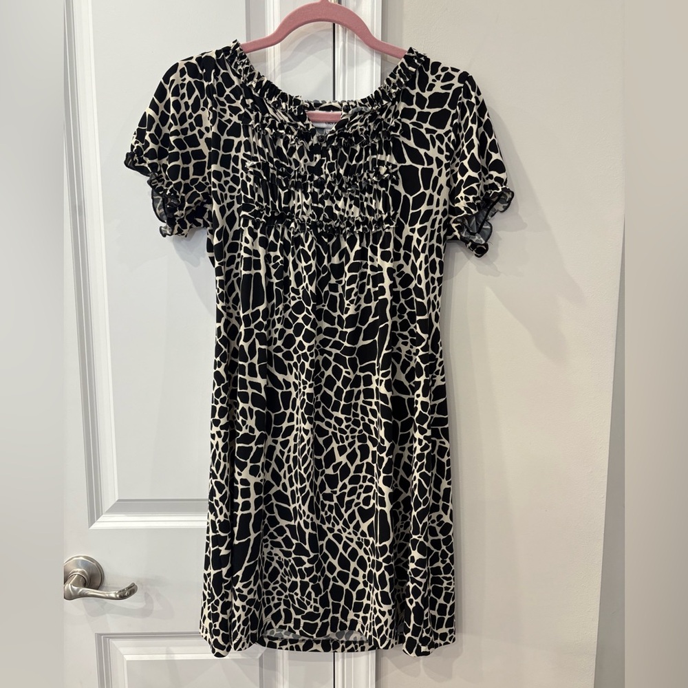 Lucy & Laurel Black and Cream Mini Dress